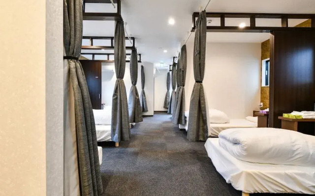 Grandouce Nishisugamo Hostel