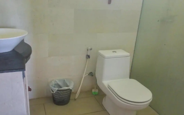 Berawa Beach Garden Hostel