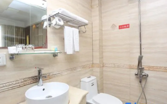 Huayuan Hotel