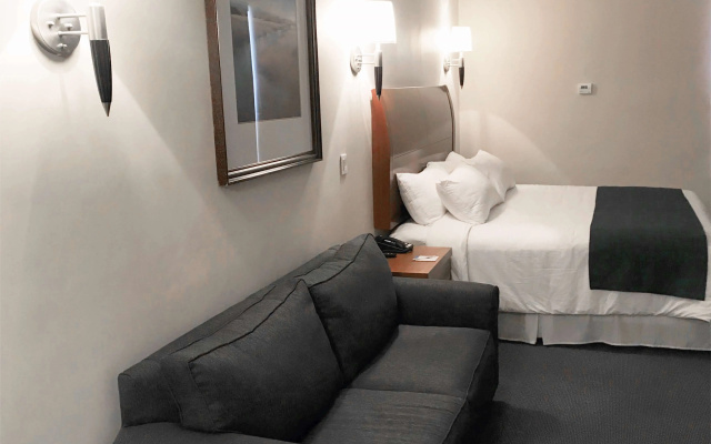 Days Inn by Wyndham Piedras Negras