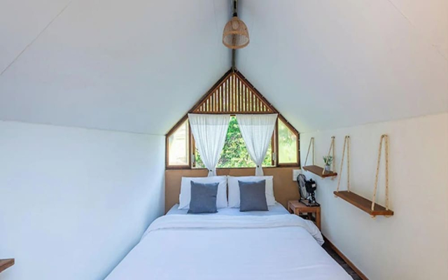 Lion Cafe Resort