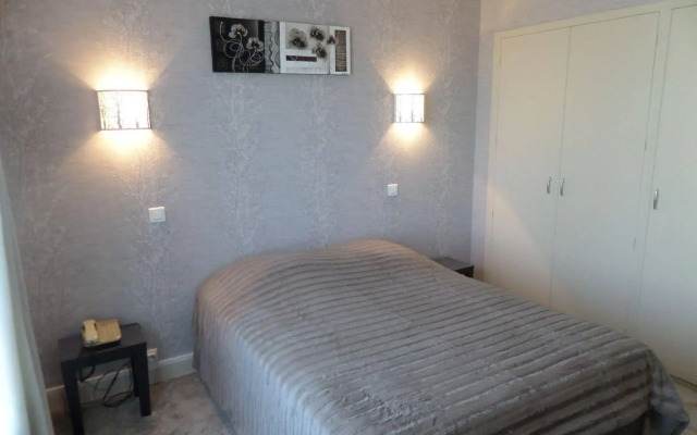 Hôtel Le Lyon Vert Commentry
