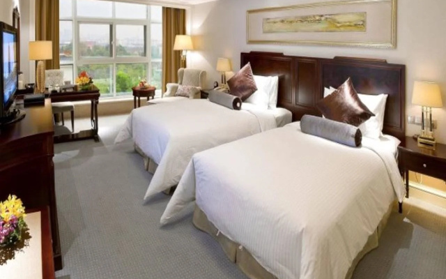Days Hotel & Suites Fudu