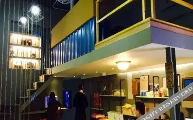 SMART Youth Hostel