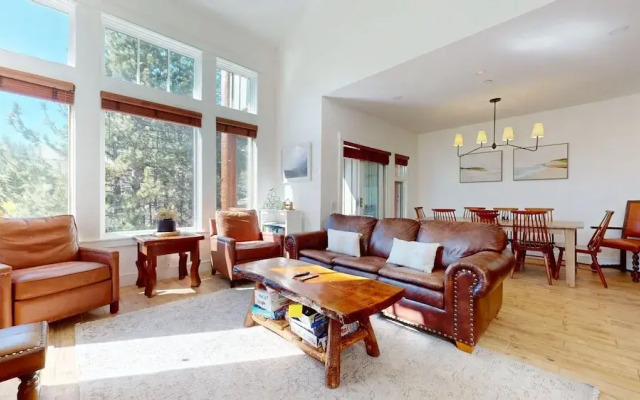 Juniper Crest Townhomes at Mammoth Lakes