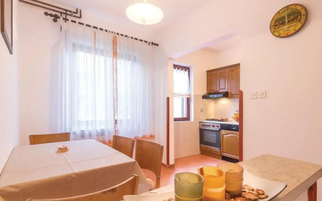 Awesome Home in Fazana With Wifi and 4 Bedrooms