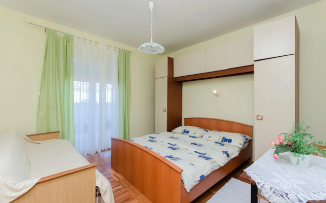 Apartment Anica