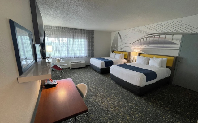 Comfort Inn Airport & Conference Center