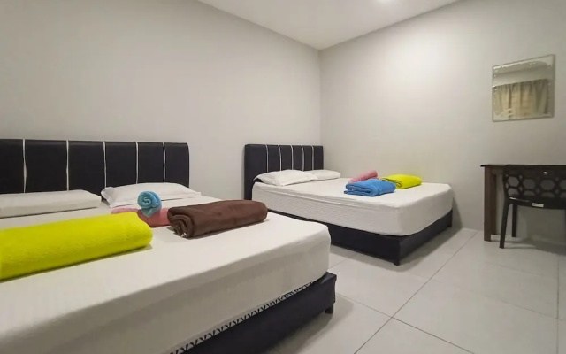 OYO HOME 90261 Hom2rex Kuching Homestay