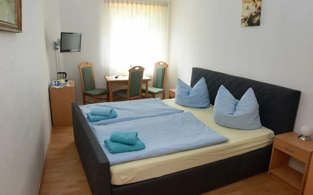 Hotel Goldene Henne