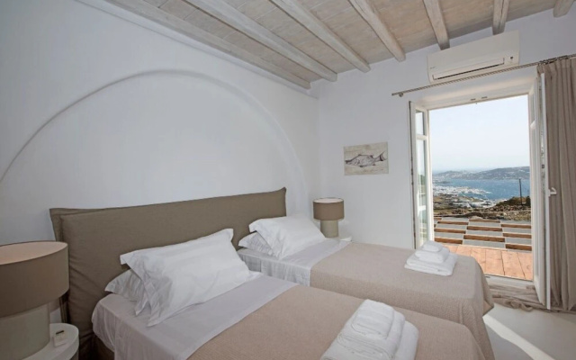 Villa Zircon 7 Bedroom Villa In Tourlos With Private Pool