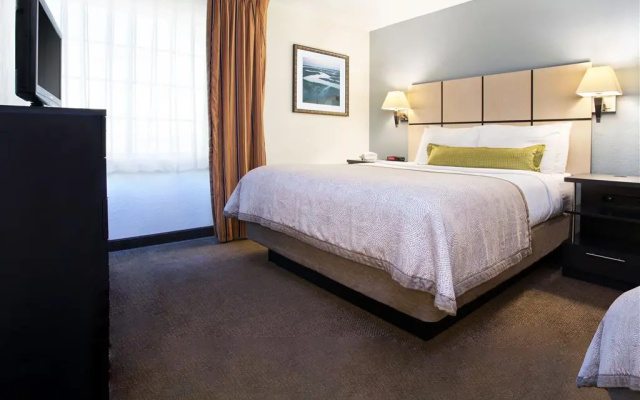 Sonesta Simply Suites Clearwater St. Petersburg
