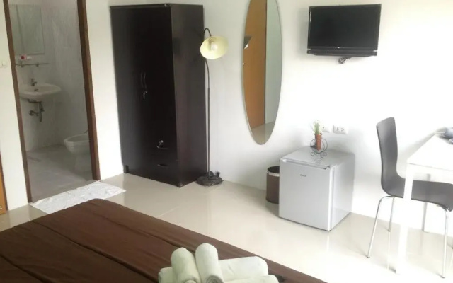Ezy House Patong