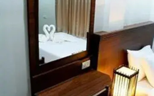 Enjoy Hotel