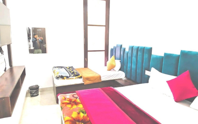 Hotel Ravintam