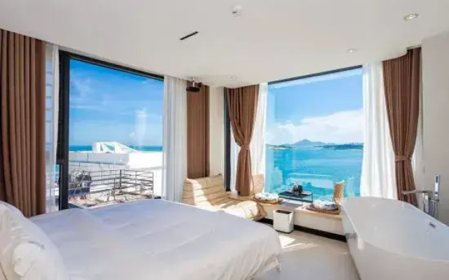 Youlan Seaview B&B (Dongshan South Gate Bay)
