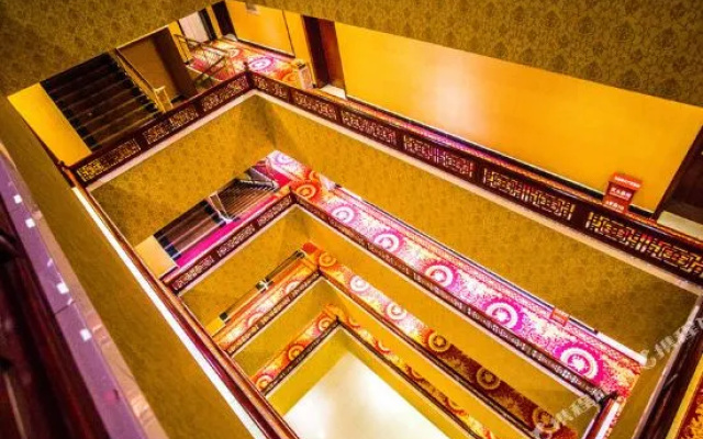 景洪曼弄枫金辉大酒店