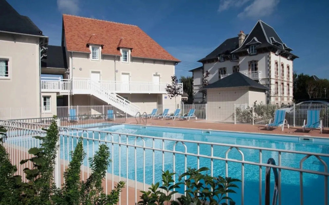 Apartment in France With Balcony or Terrace