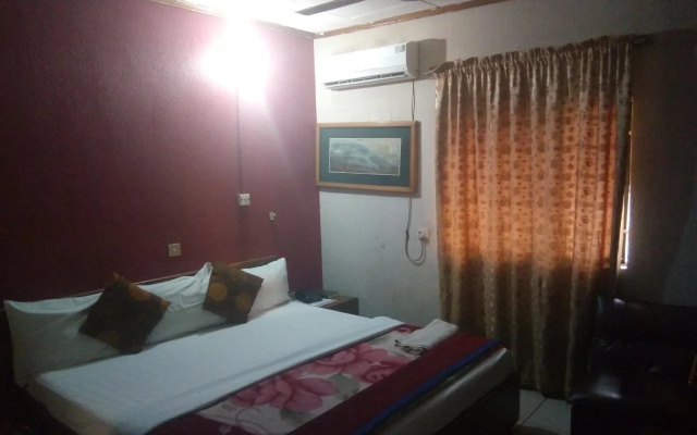 Garki Annex