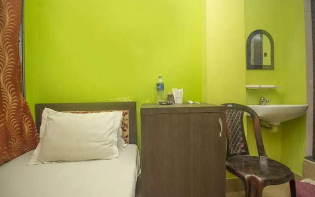 Spot on 38642 Hotel Sarojini Palace