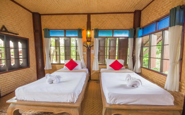 Phu Proud Resort