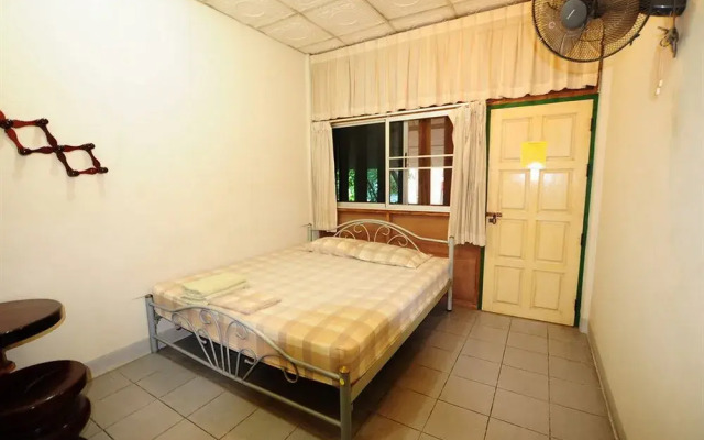 Sukhothai Guest House