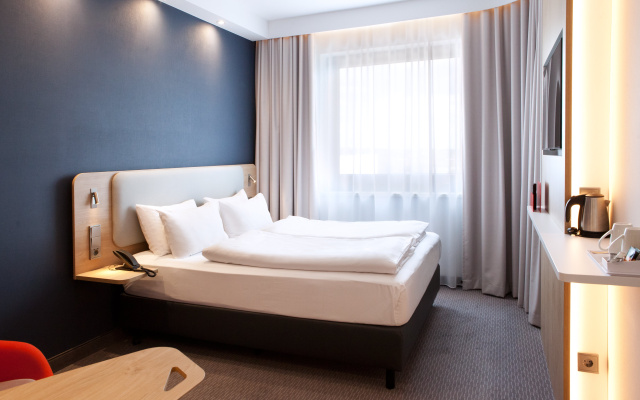 Holiday Inn Express & Suites Basel Allschwil by IHG