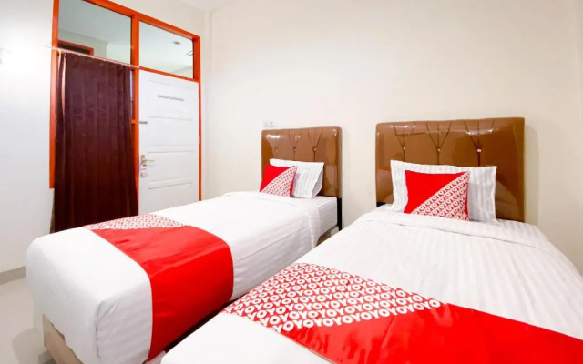 OYO 3092 Falah Residence Syariah