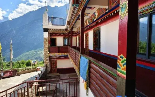 Regi Homestay in Danba County
