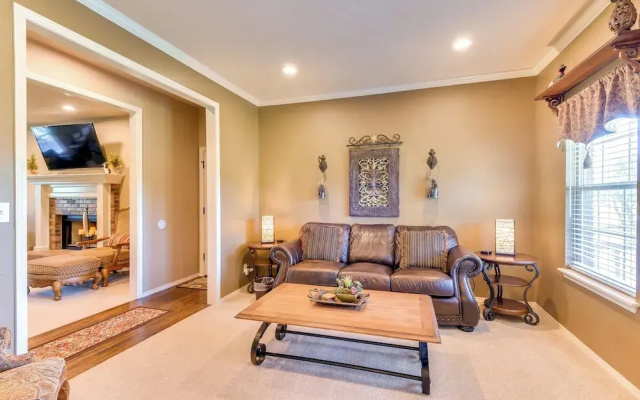 15-acre Retreat Near Dtwn Tulsa & Skiatook Lake