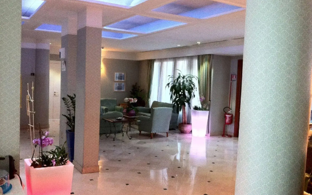 Green Park Hotel