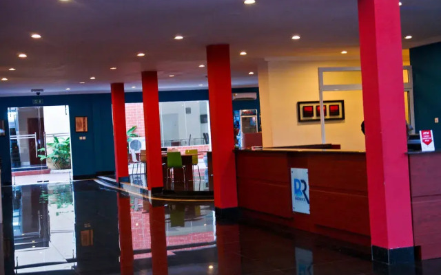 Birdrock Hotel Anomabo