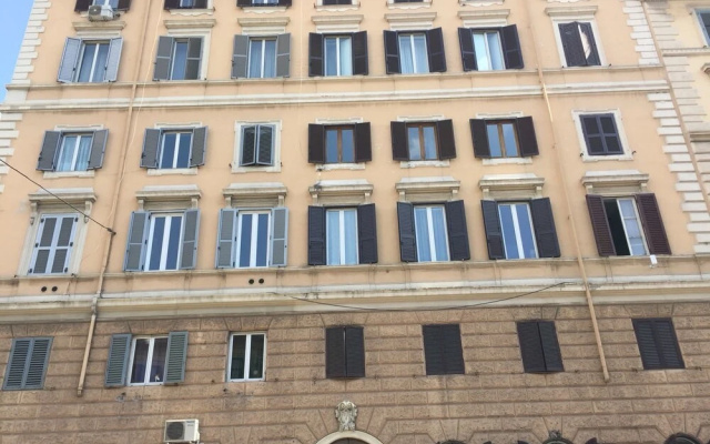 Cernaia Apartment