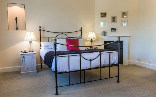 Bodkin House Hotel