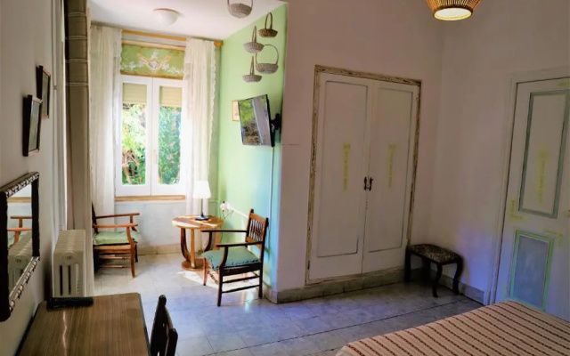 Hostal Montsoliu