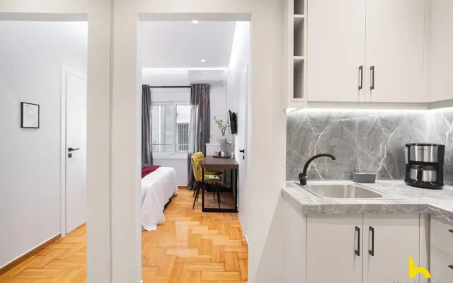 Dream Studio in Plaka near Syntagma & Acropolis!