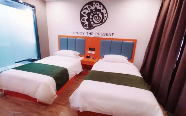 Shell Urumqi Shaybak District Xishan Road Hotel