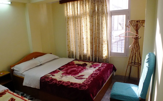 Hotel Dolphin
