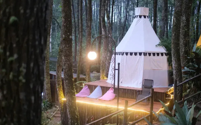Regan Luxcamp by Digihub Hospitality