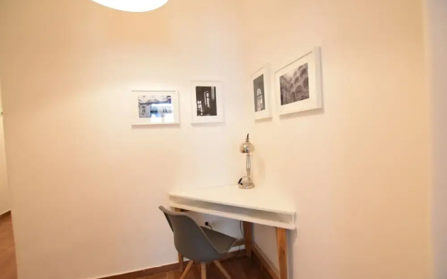 Standard Apartment by Hi5 - RÃ³zsa street