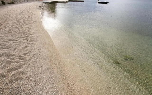 Apartments Antonia-5m from sea