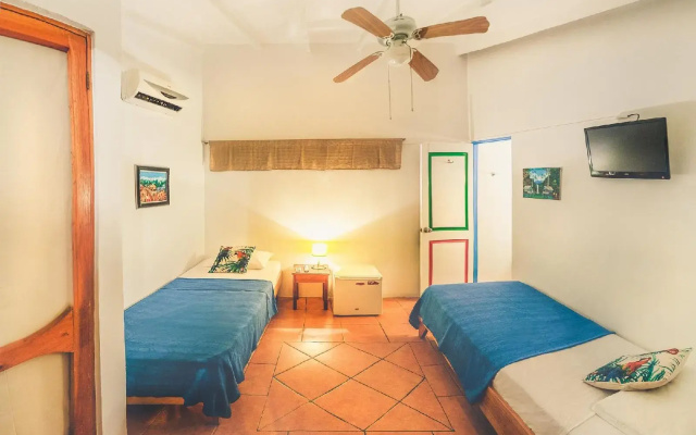 Hotel Mahayana