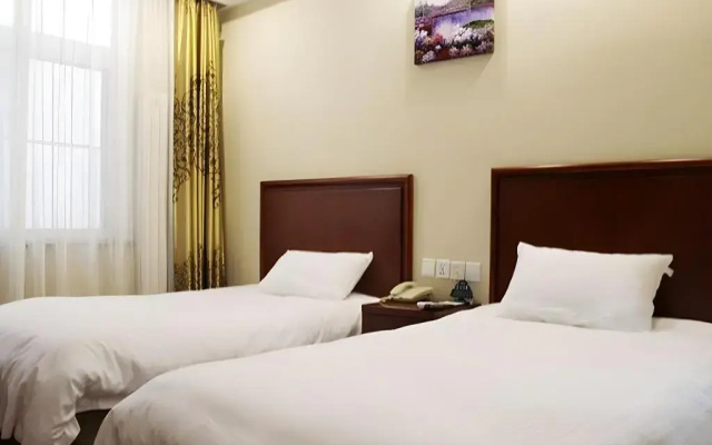 Отель GreenTree Inn Beijing Fangshan Liangxiang University Town Hotel