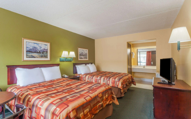 Days Inn by Wyndham Nashville Saint Thomas West Hospital