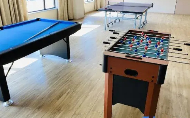 Jiushun Holiday Hotel