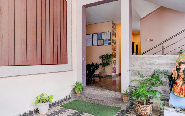 Super Townhouse Beltola Tiniali Formerly Hotel Pratishtha