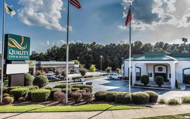 Quality Inn & Suites Stockbridge