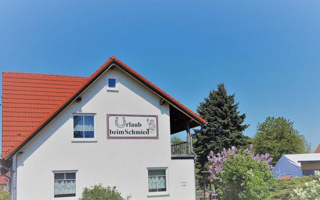 Cheerful Apartment in Kühlungsborn near Beach