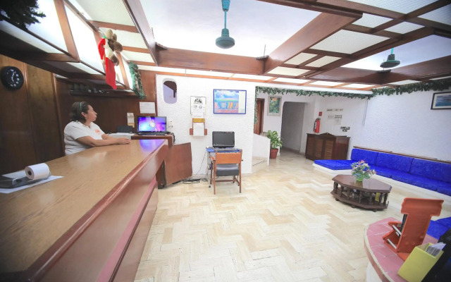 Hotel Plaza Carrillo's