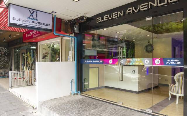 Отель Eleven Avenue Suites Bangkok вид на фасад